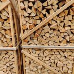 25 Stères de Hêtre Sec – Bois de Chauffage Prêt à Brûler – Sur Palette