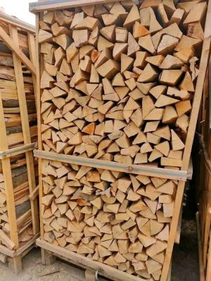 30 Stères de Hêtre Sec – Bois de Chauffage Prêt à Brûler – Sur Palette – Image 9