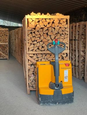 30 Stères de Hêtre Sec – Bois de Chauffage Prêt à Brûler – Sur Palette – Image 7